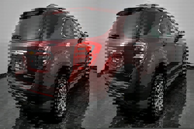 Used 2016 Chevrolet Equinox LTZ w/ Enhanced Convenience Package image 10