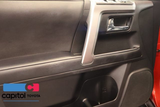 Used 2024 Toyota 4Runner SR5 AWD/4WD image 9