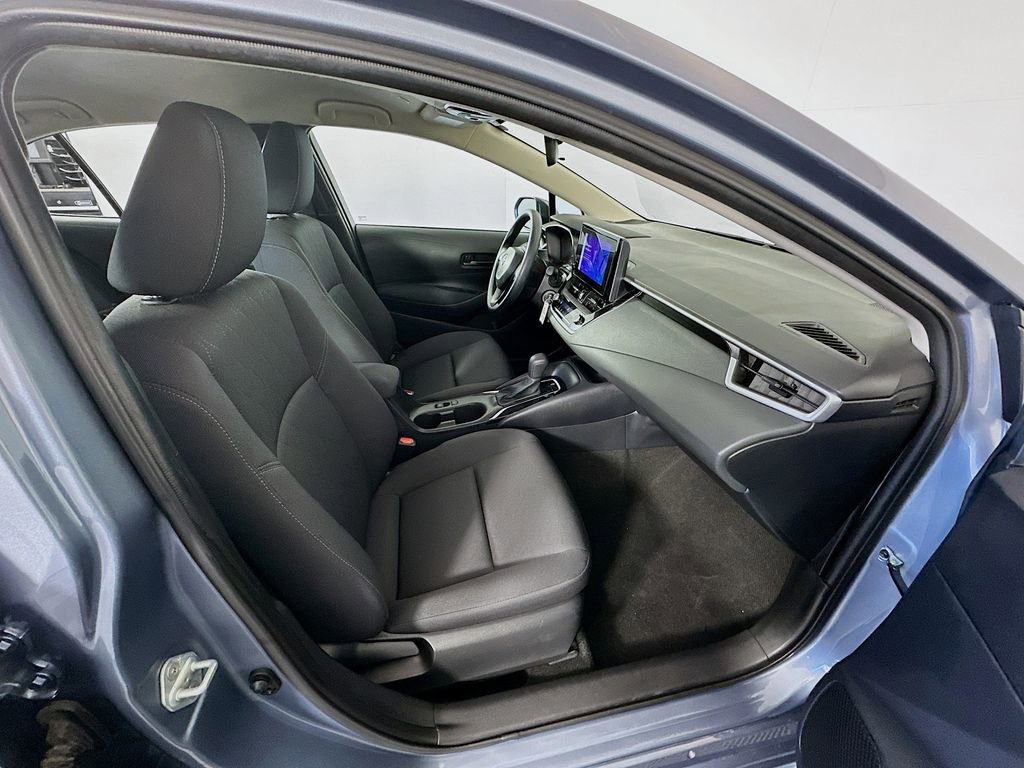 Used 2024 Toyota Corolla LE image 27