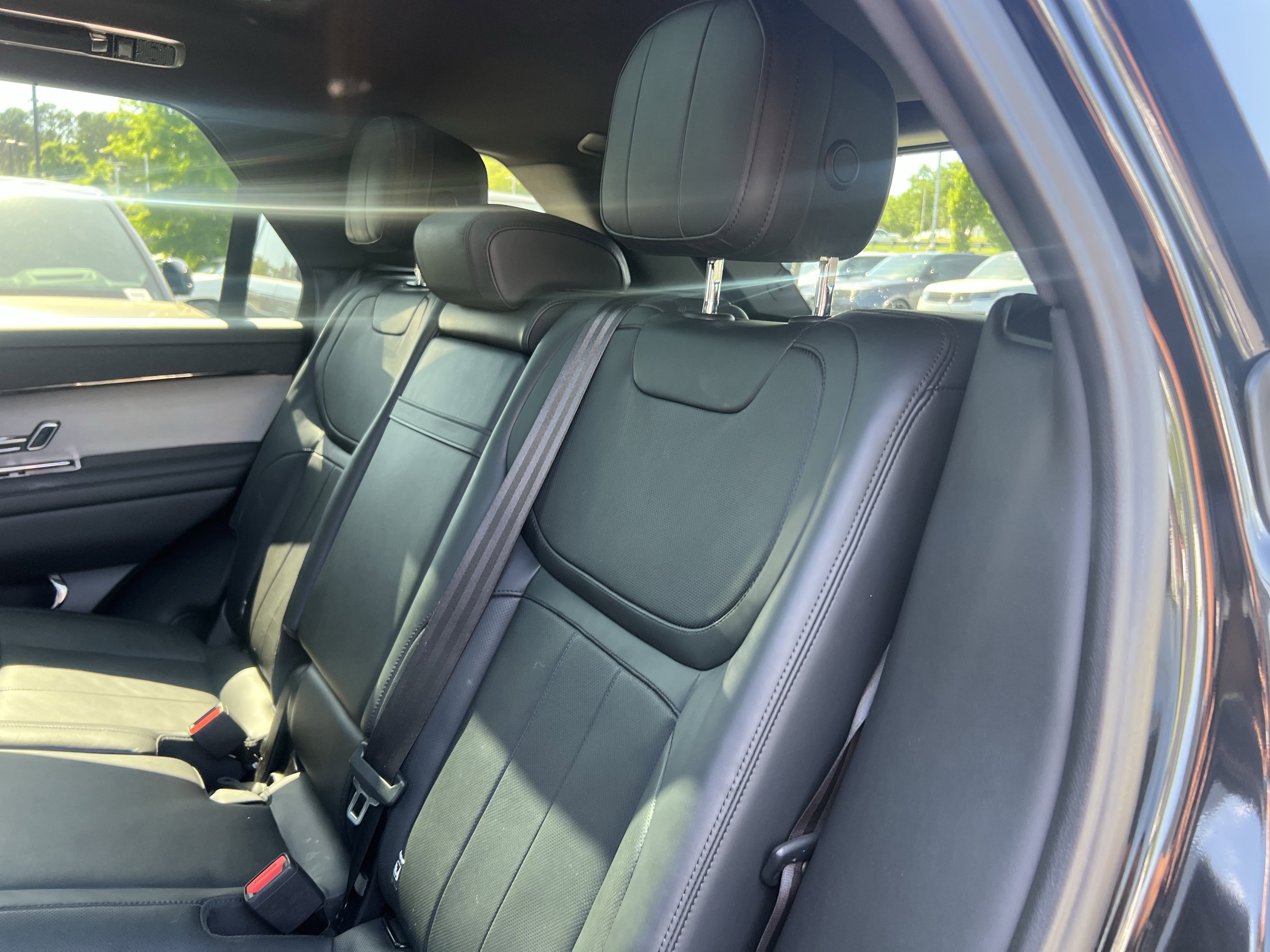 Certified 2024 Land Rover Range Rover Sport SE AWD/4WD image 30