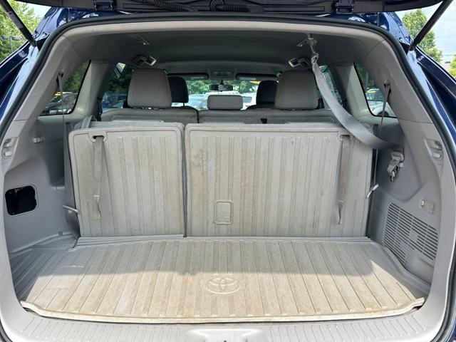 Used 2015 Toyota Highlander LE image 24