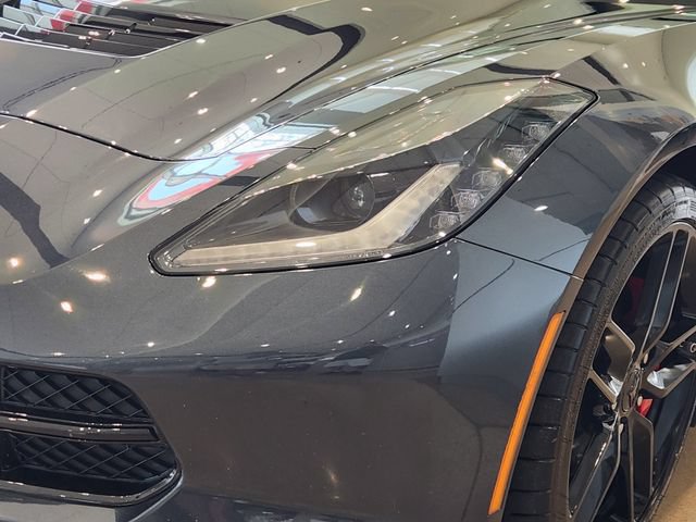 Used 2019 Chevrolet Corvette Stingray Coupe w/ Carbon Flash Badge Package RWD image 5