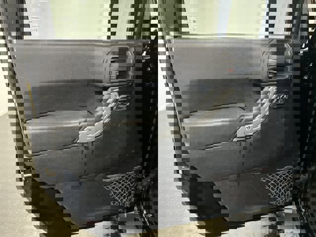 Used 2014 Jeep Wrangler Unlimited Sahara w/ Dual Top Group image 20