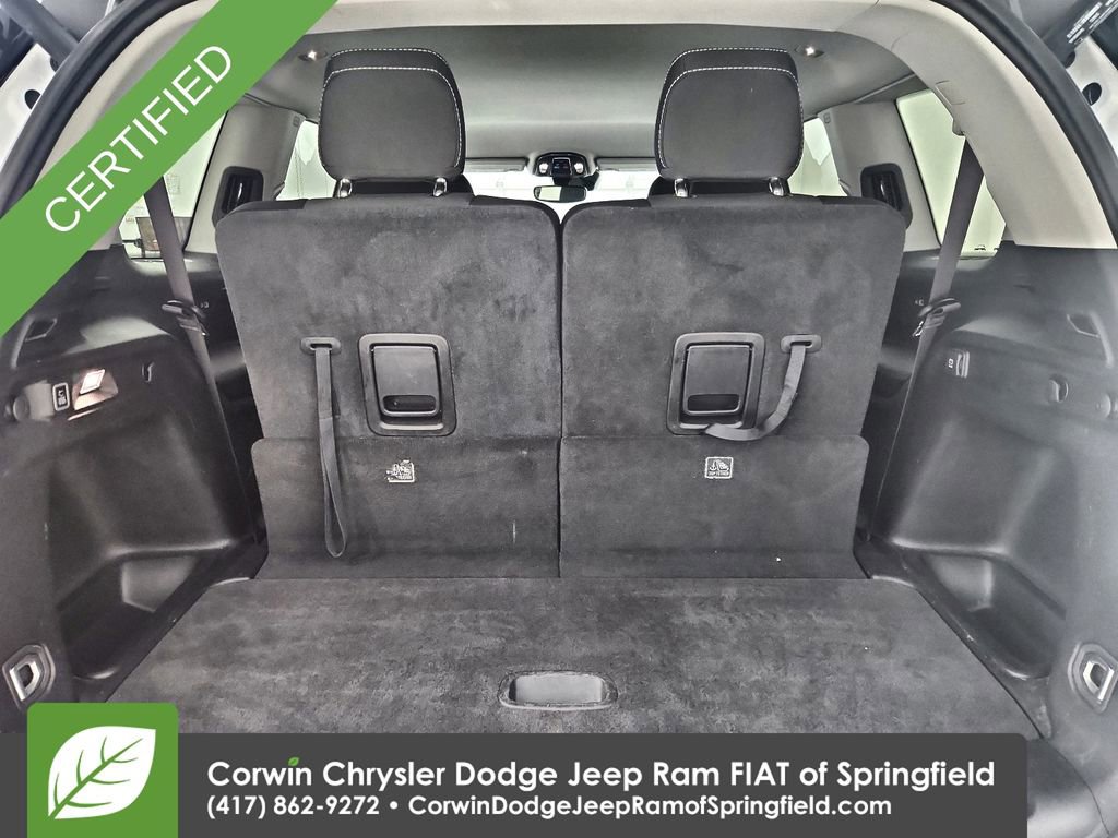 Used 2023 Jeep Grand Cherokee L Laredo w/ Luxury Tech Group I AWD/4WD image 32