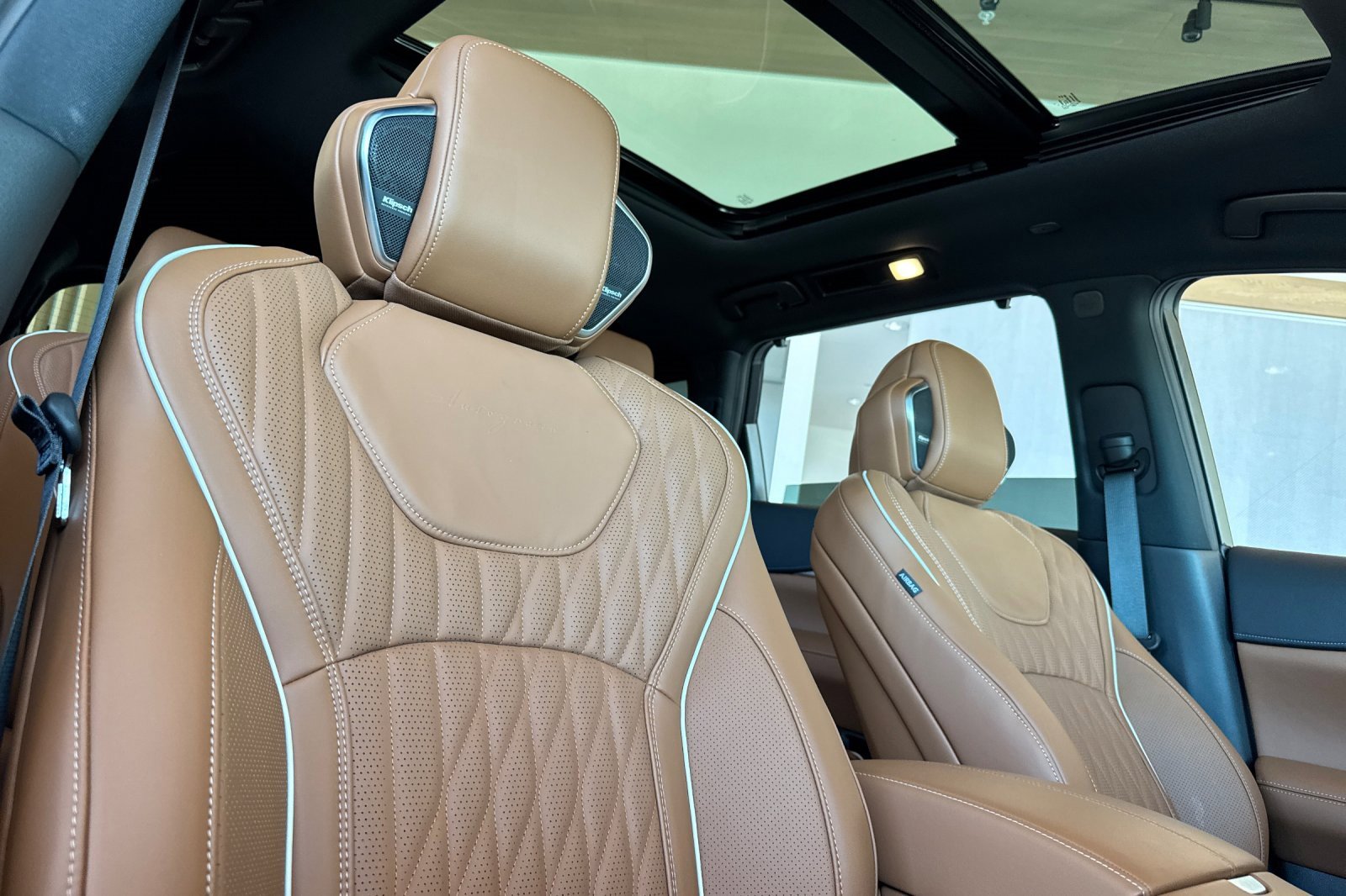 New 2026 INFINITI QX60 Autograph w/ Dark Cargo Package image 18