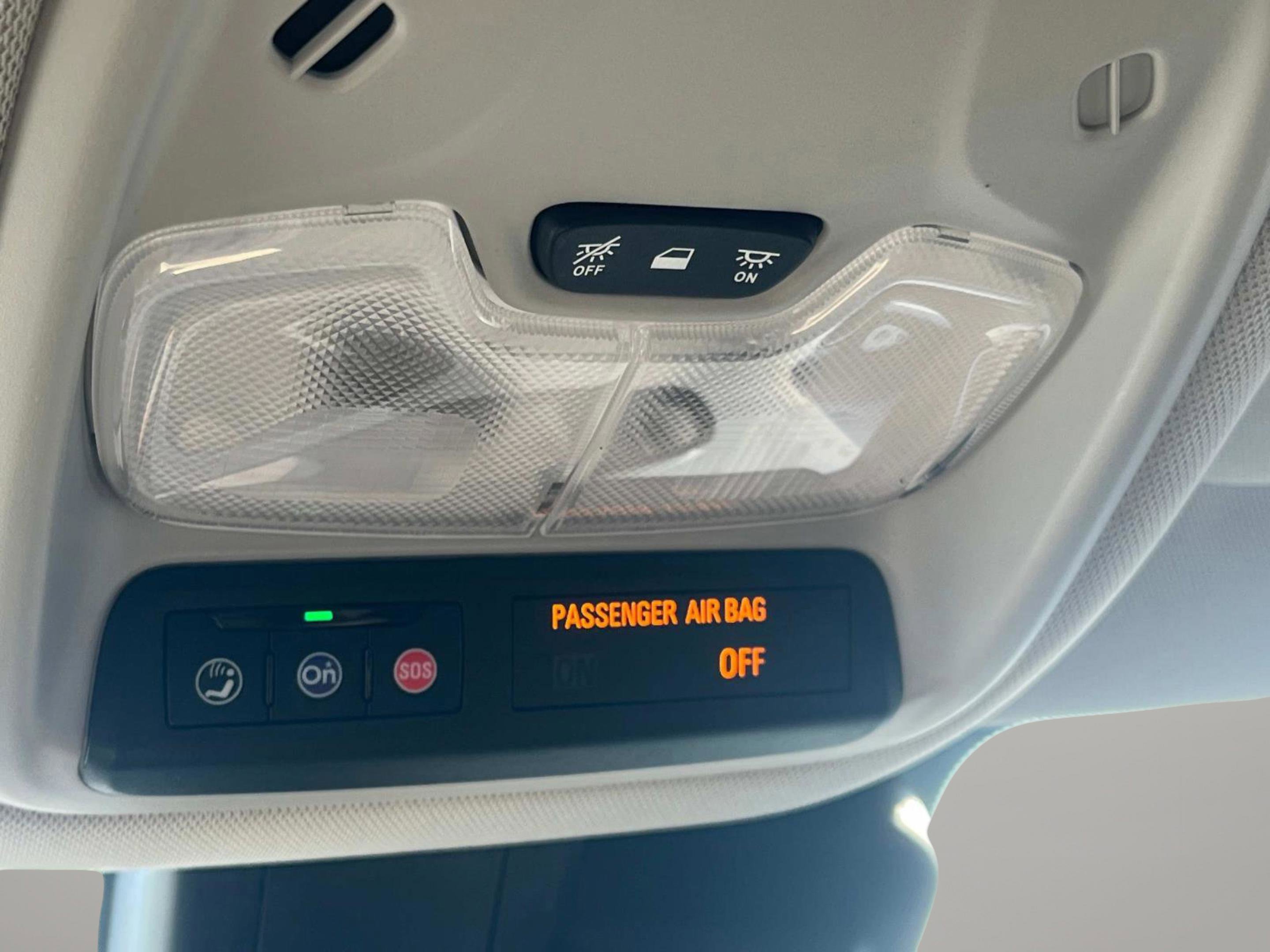 Used 2025 Chevrolet TrailBlazer LT image 39