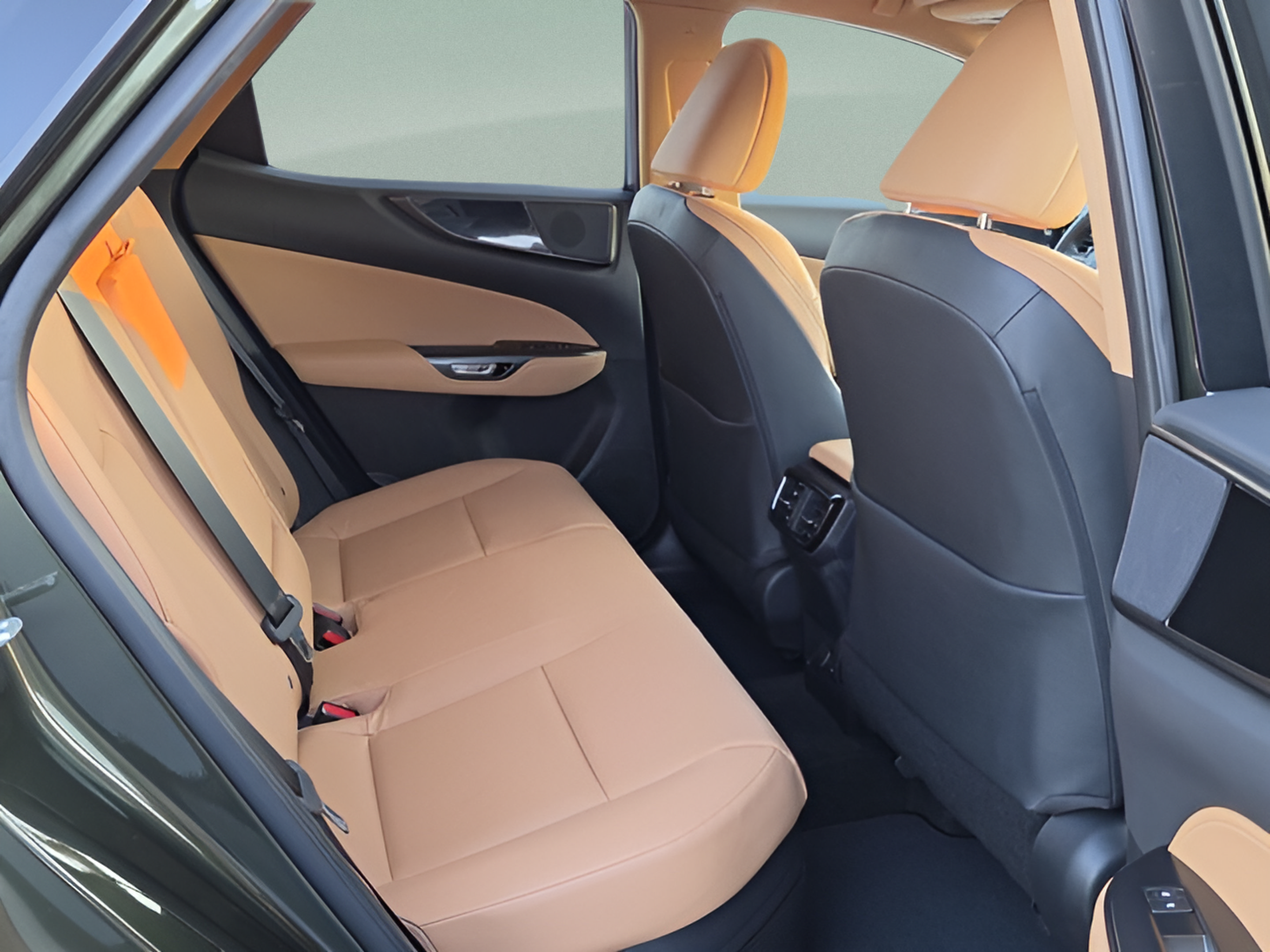 Used 2024 Lexus NX 350h AWD image 15