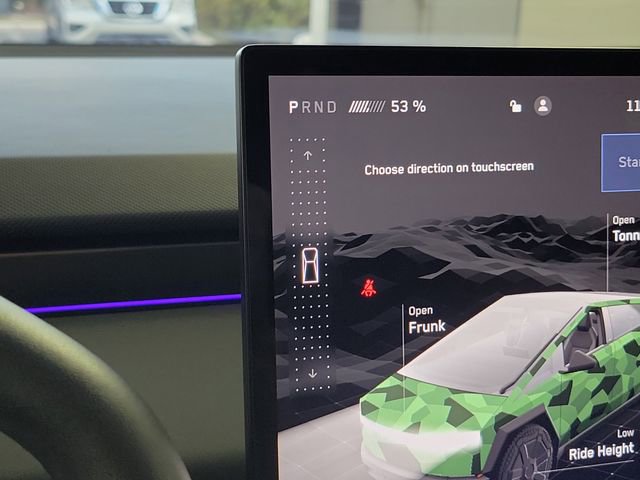 Used 2024 Tesla Cybertruck AWD Crew Cab image 37