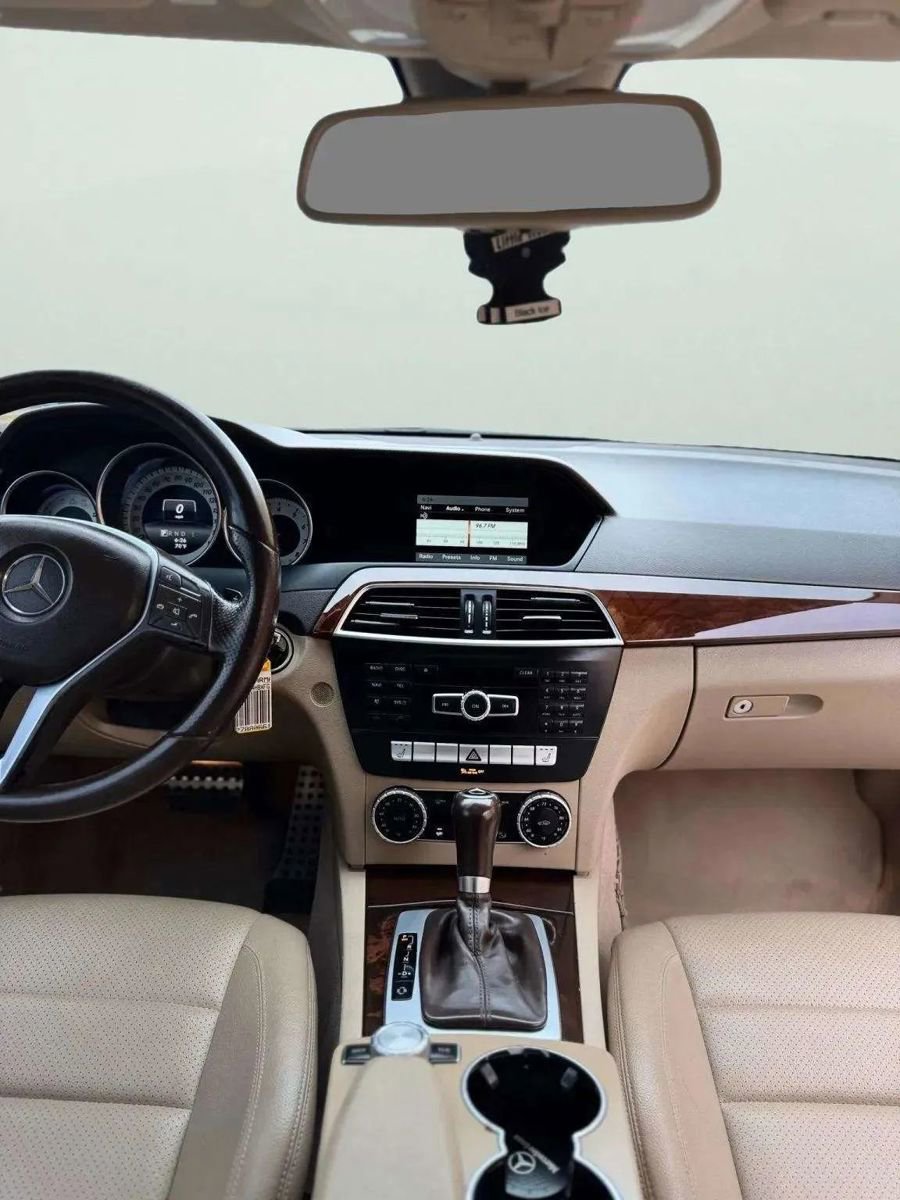 Used 2015 Mercedes-Benz C 250 Coupe image 24