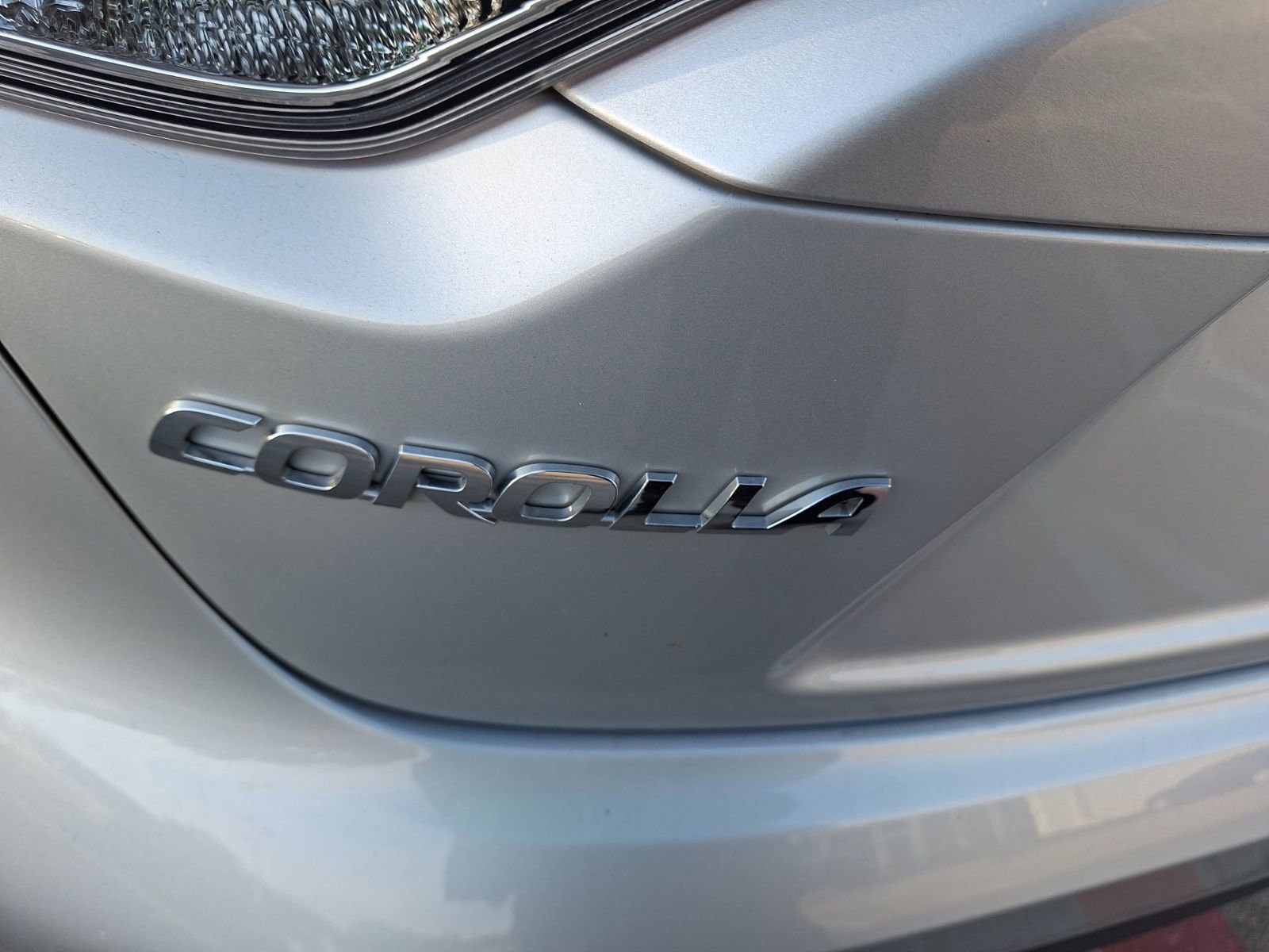 Used 2023 Toyota Corolla LE image 13