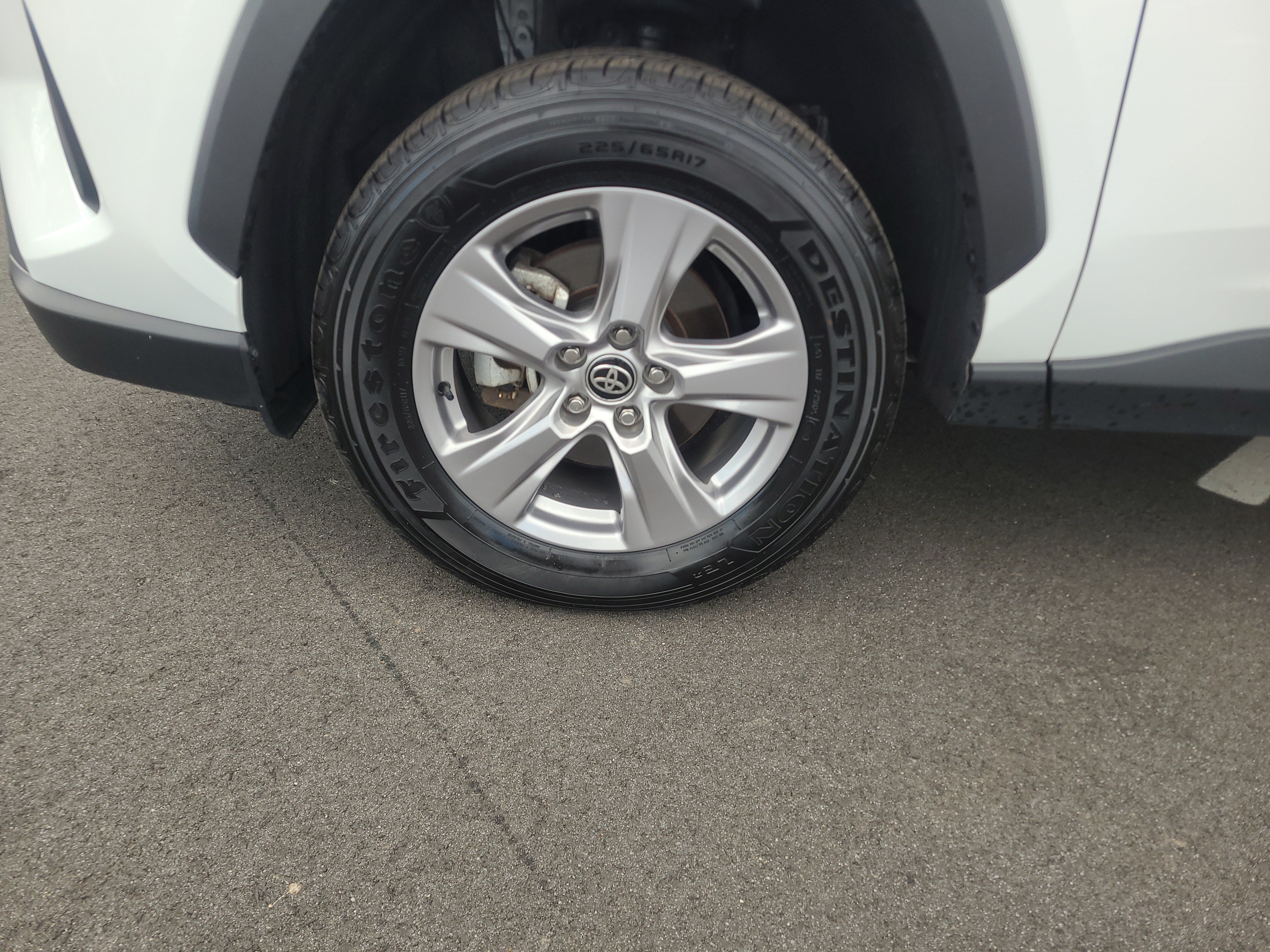 Certified 2025 Toyota RAV4 XLE AWD/4WD image 9