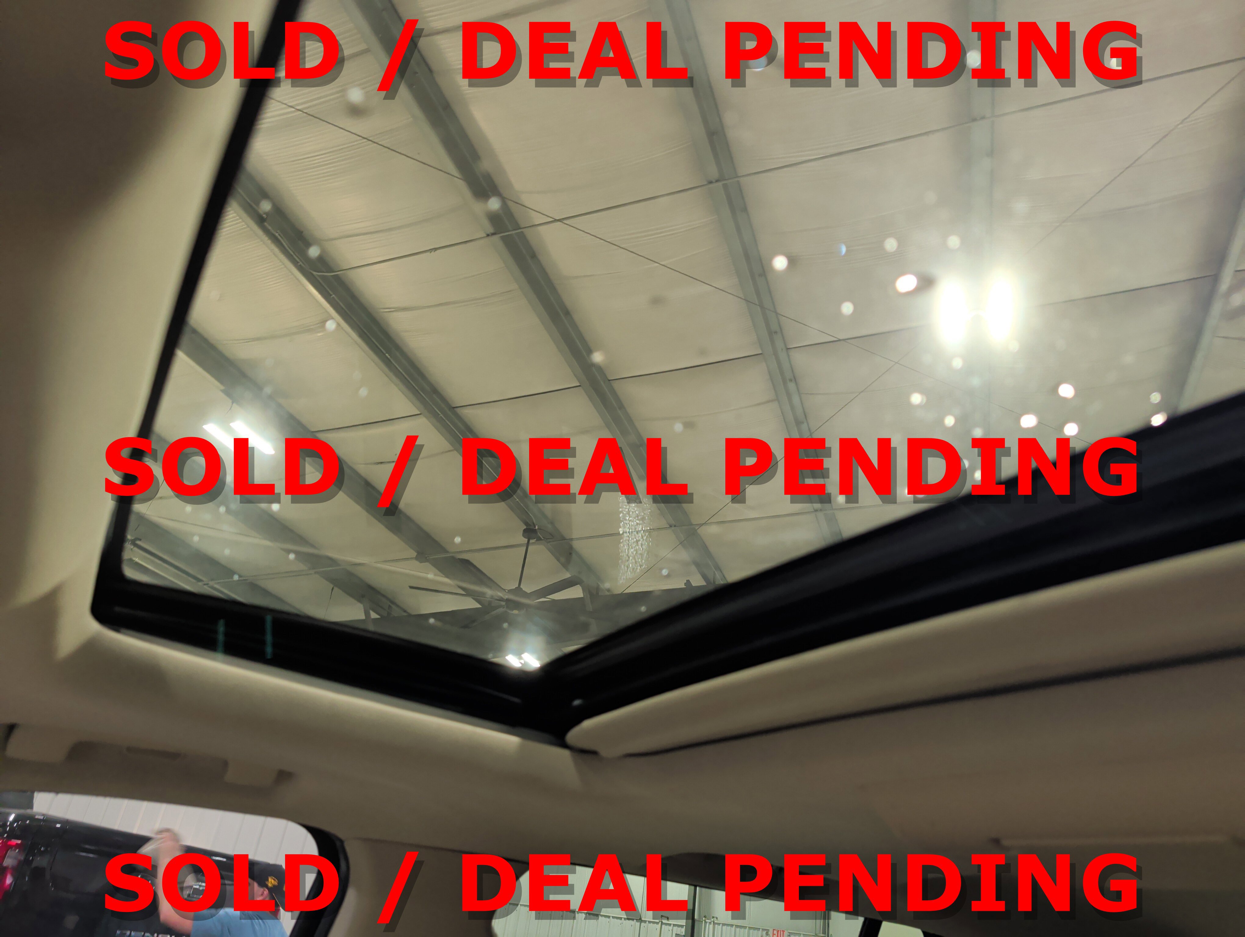 Used 2020 Cadillac Escalade ESV Luxury image 14