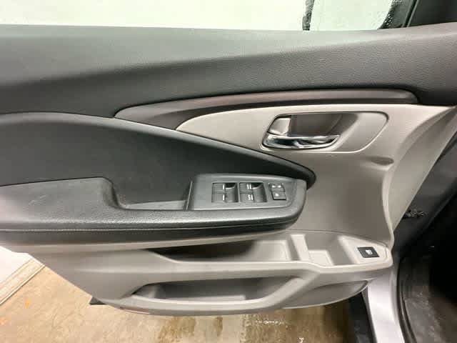 Used 2016 Honda Pilot LX image 15