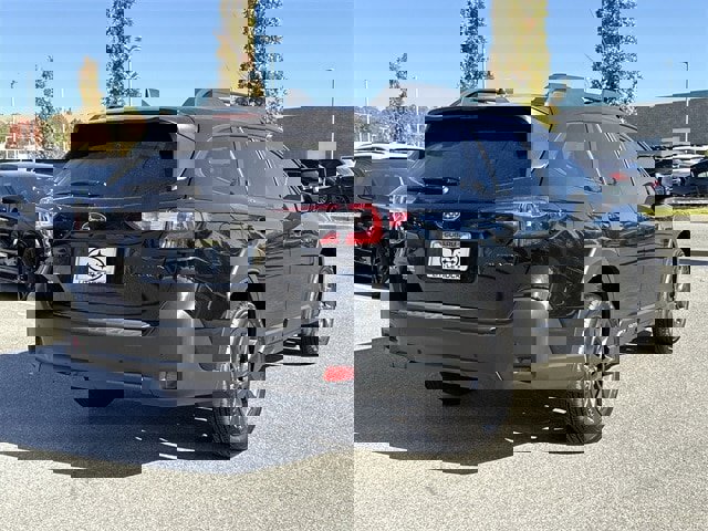 Certified 2025 Subaru Outback Onyx Edition w/ Popular Package #2 image 3