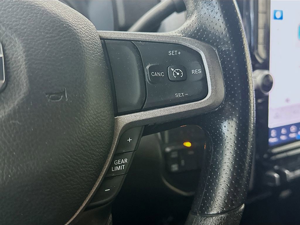 Used 2024 RAM 3500 Tradesman w/ Chrome Appearance Group image 26