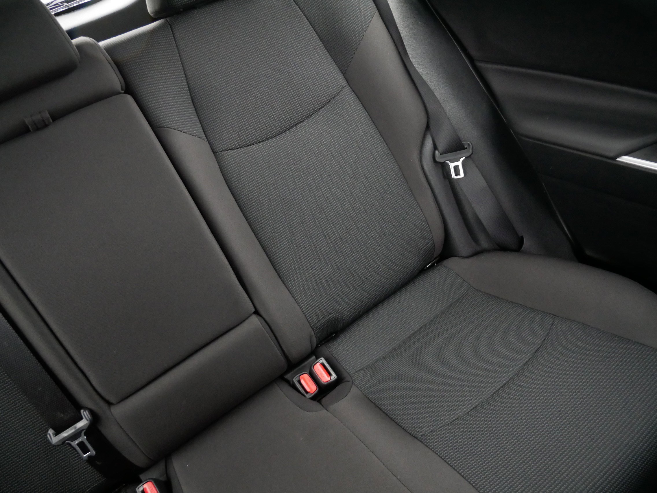 Used 2025 Toyota RAV4 LE image 14