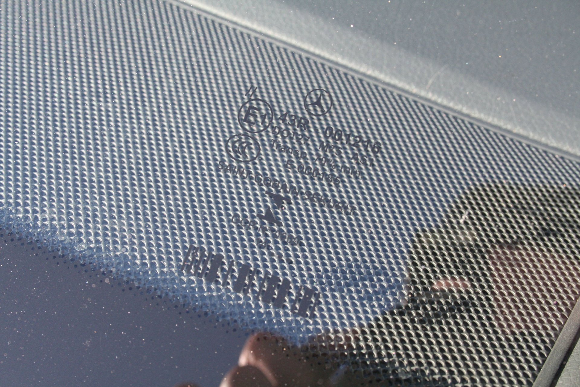 Used 2015 Mercedes-Benz E 350 4MATIC Wagon image 38