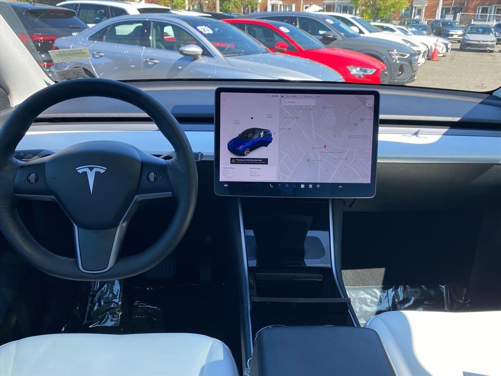 Used 2021 Tesla Model Y Long Range image 10