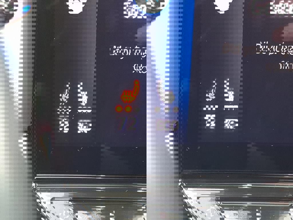 Used 2021 Volkswagen ID.4 Pro S image 18