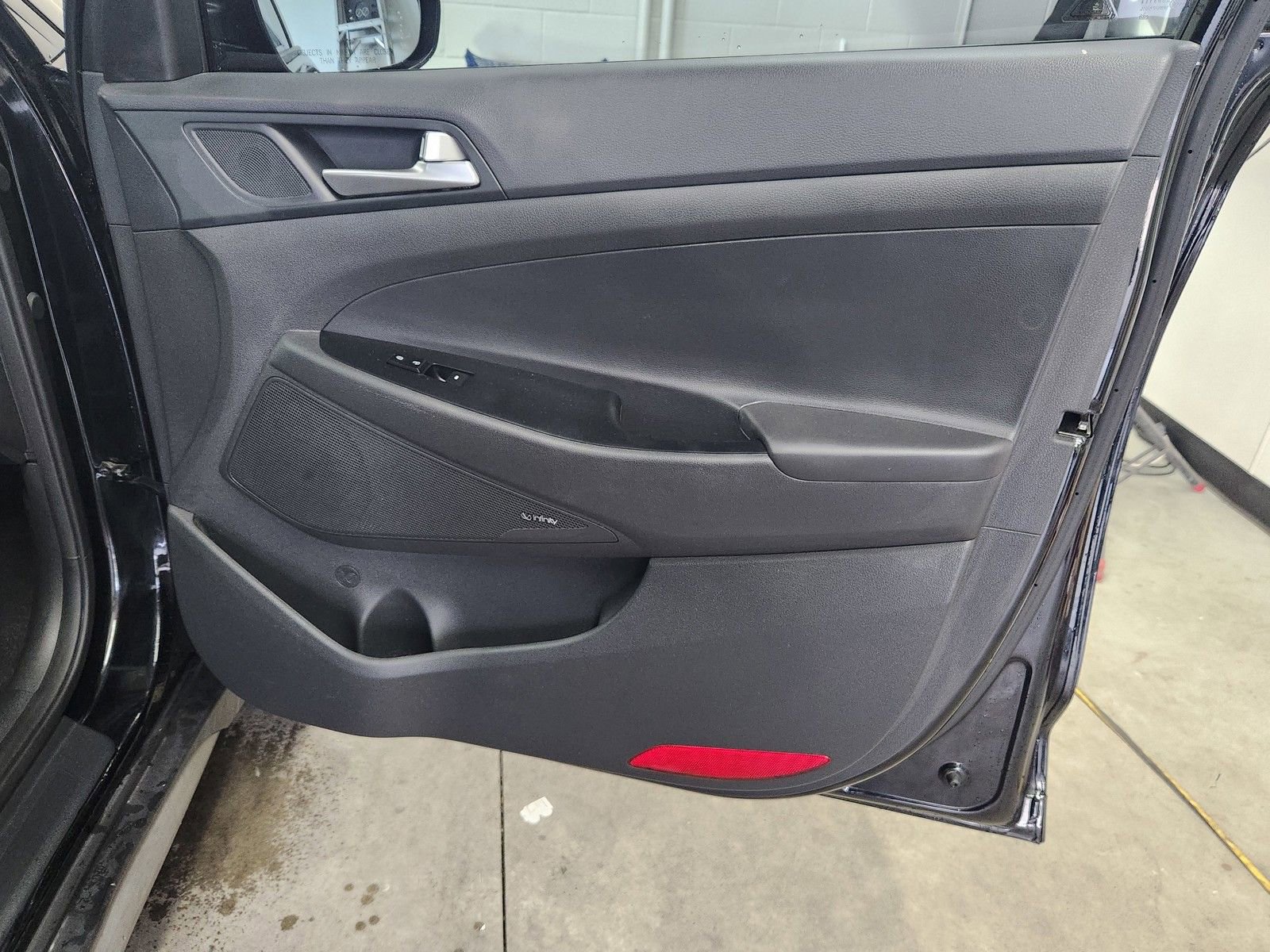 Used 2020 Hyundai Tucson Sport w/ Cargo Package image 22