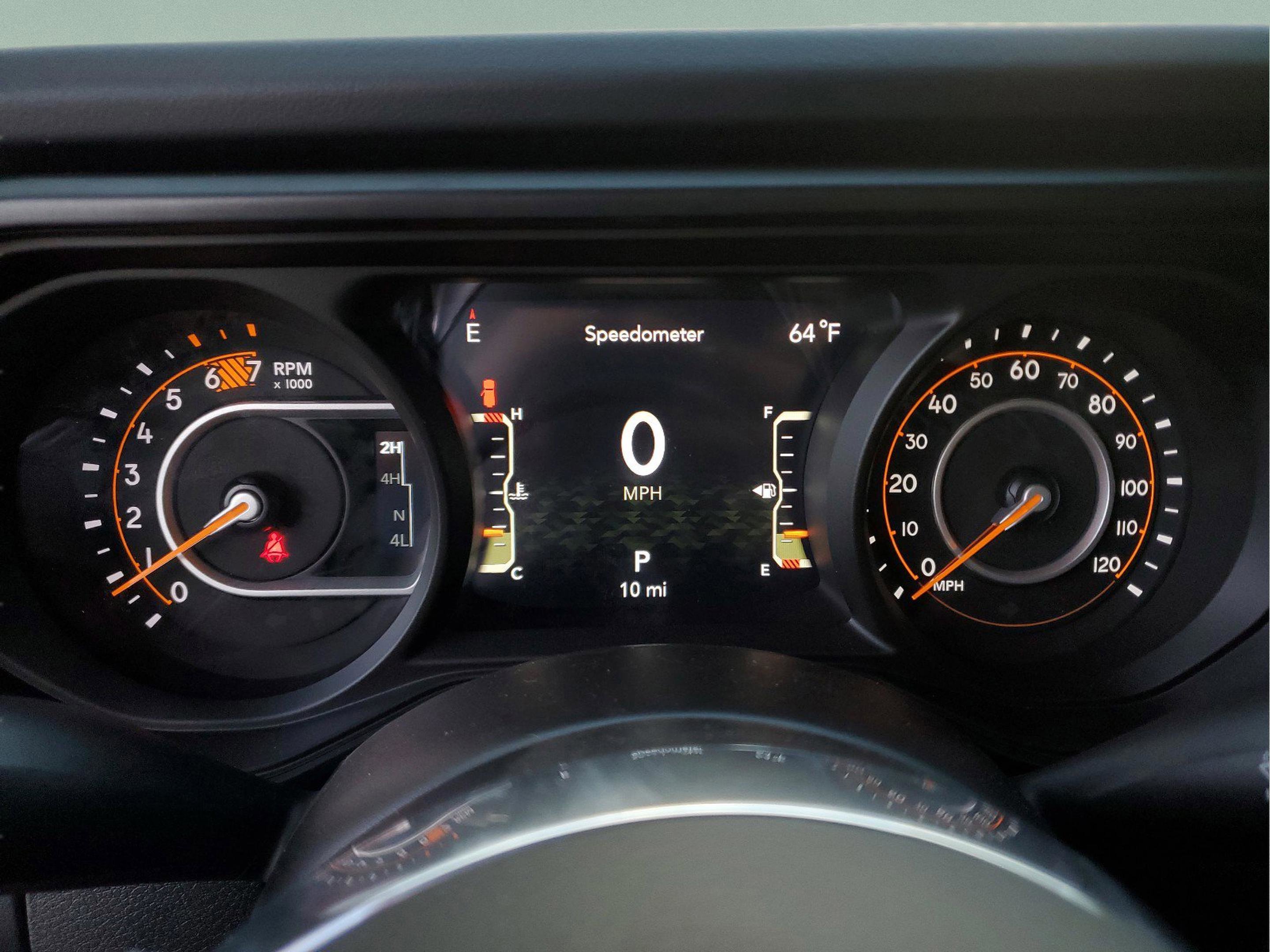 New 2026 Jeep Wrangler Unlimited Sahara AWD/4WD image 32