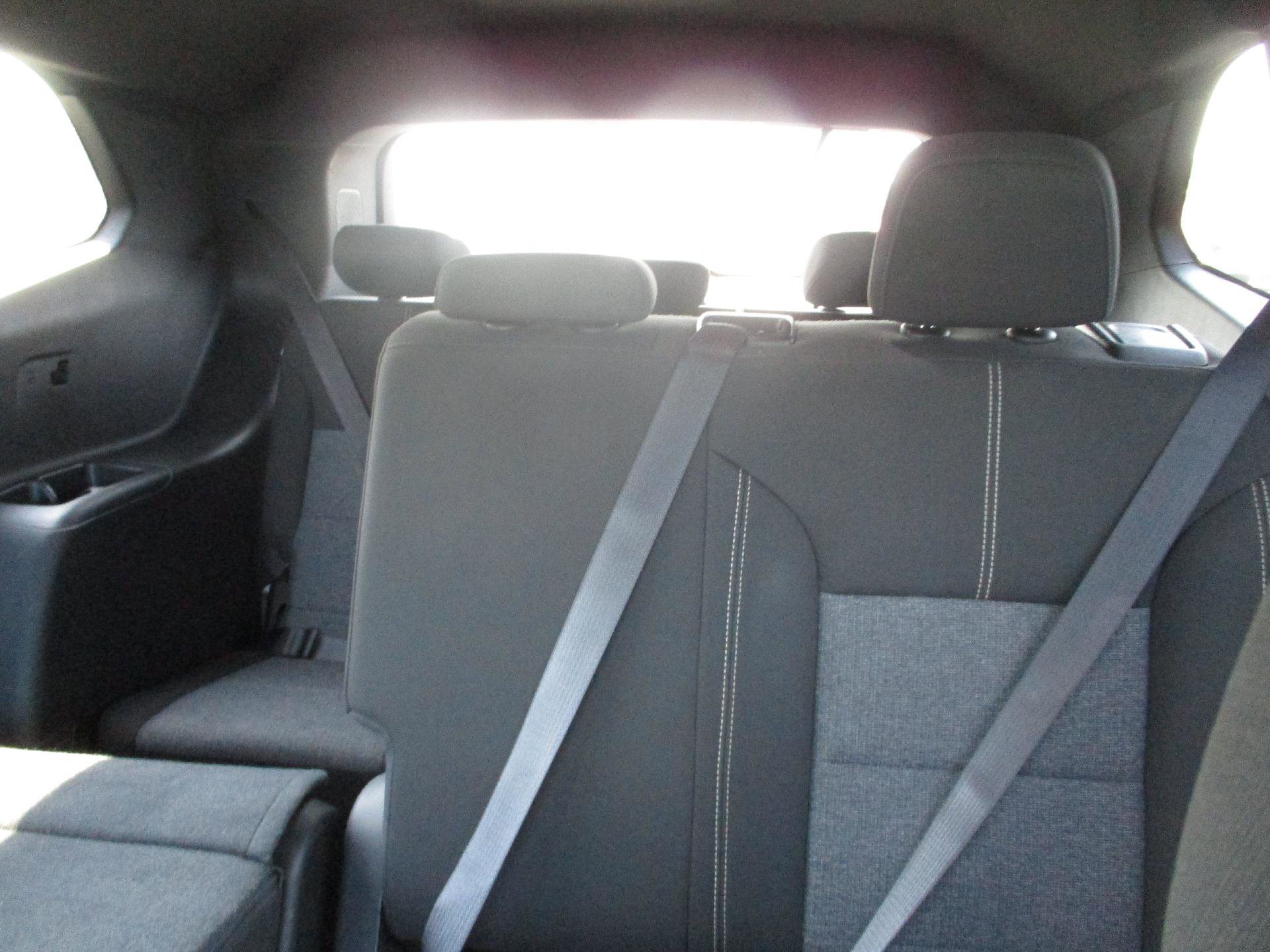 Used 2025 GMC Acadia Elevation image 14