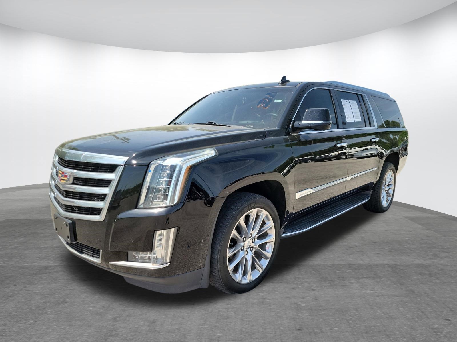 Used 2018 Cadillac Escalade ESV Luxury image 29