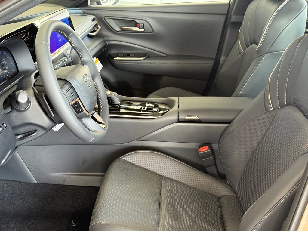 New 2025 Toyota Crown Signia image 17