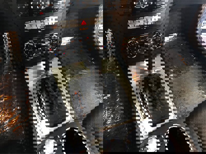 Used 2015 Mercedes-Benz C 250 Coupe image 27