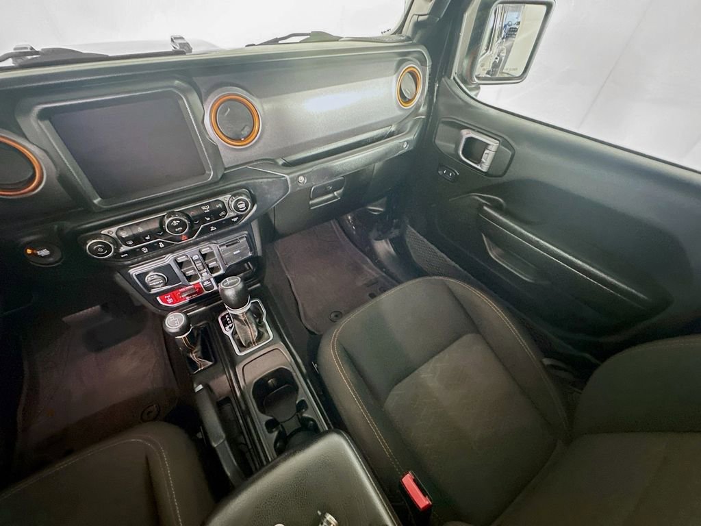 Used 2023 Jeep Gladiator Mojave w/ Cold Weather Group image 11