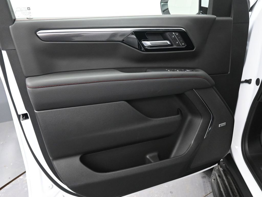 New 2026 Chevrolet Suburban RST w/ RST Capability Package image 22