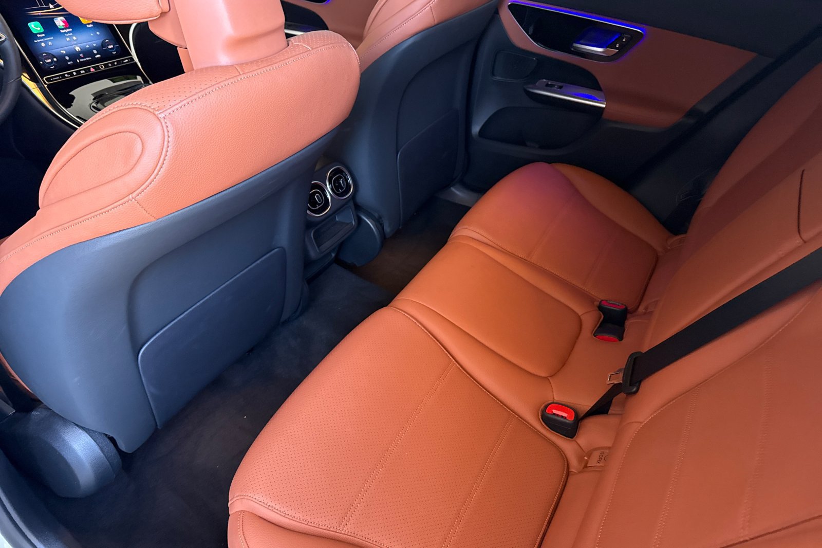 Certified 2025 Mercedes-Benz GLC 350e 4MATIC image 4