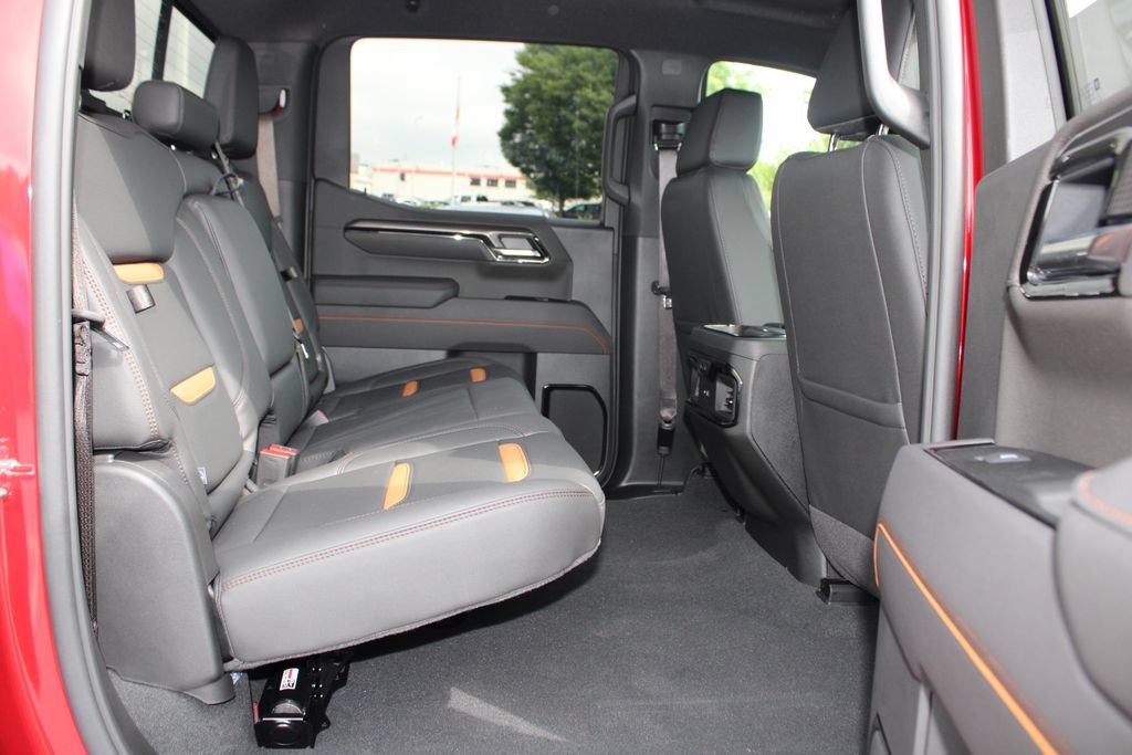 Used 2026 GMC Sierra 1500 AT4 w/ Technology Package AWD/4WD image 13