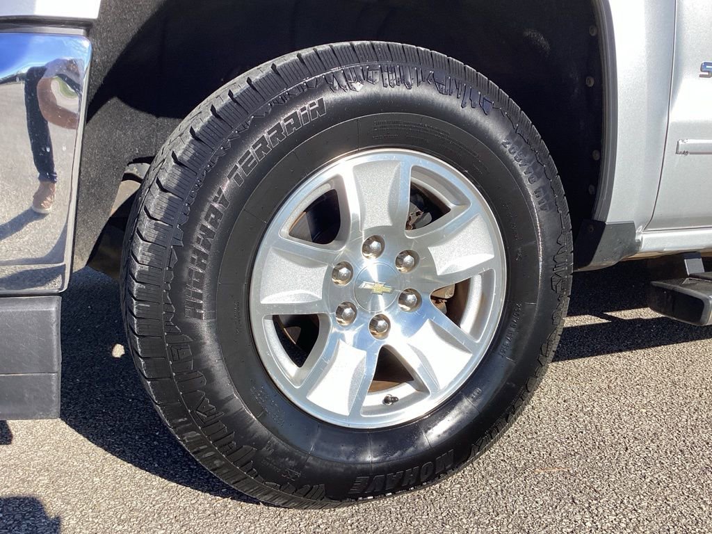 Used 2017 Chevrolet Silverado 1500 LT w/ LT Convenience Package image 14