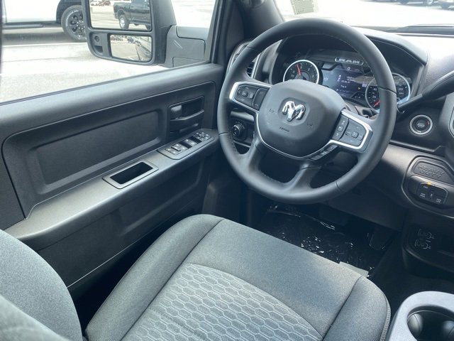 New 2025 RAM 2500 Tradesman image 31