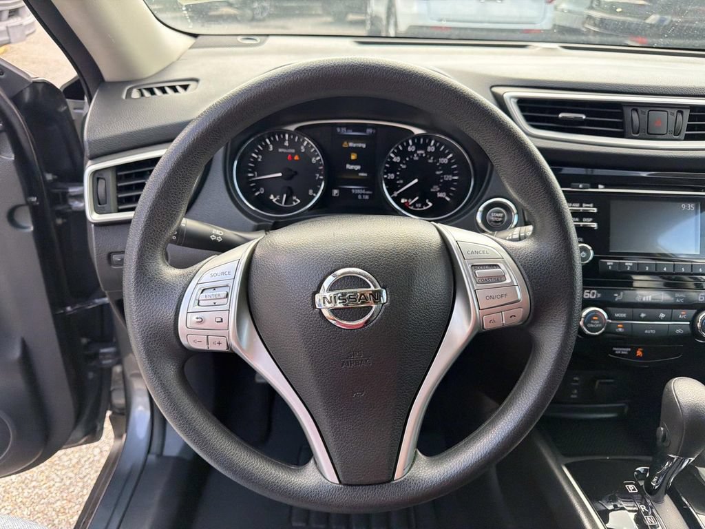 Used 2016 Nissan Rogue SV AWD/4WD image 21