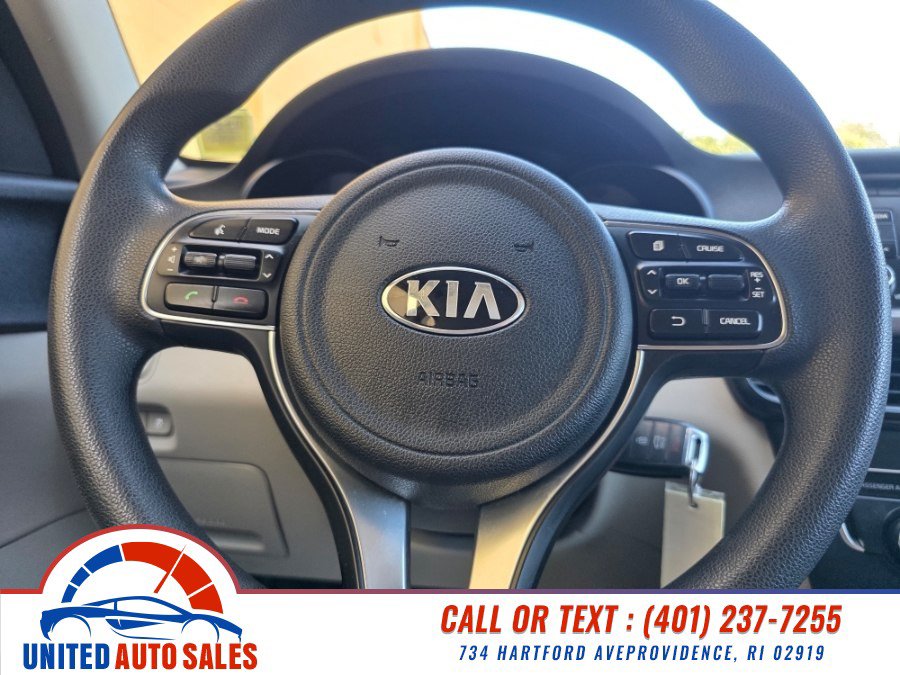 Used 2017 Kia Optima LX FWD image 17
