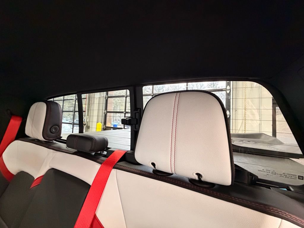 Used 2024 GMC Canyon AT4X image 20