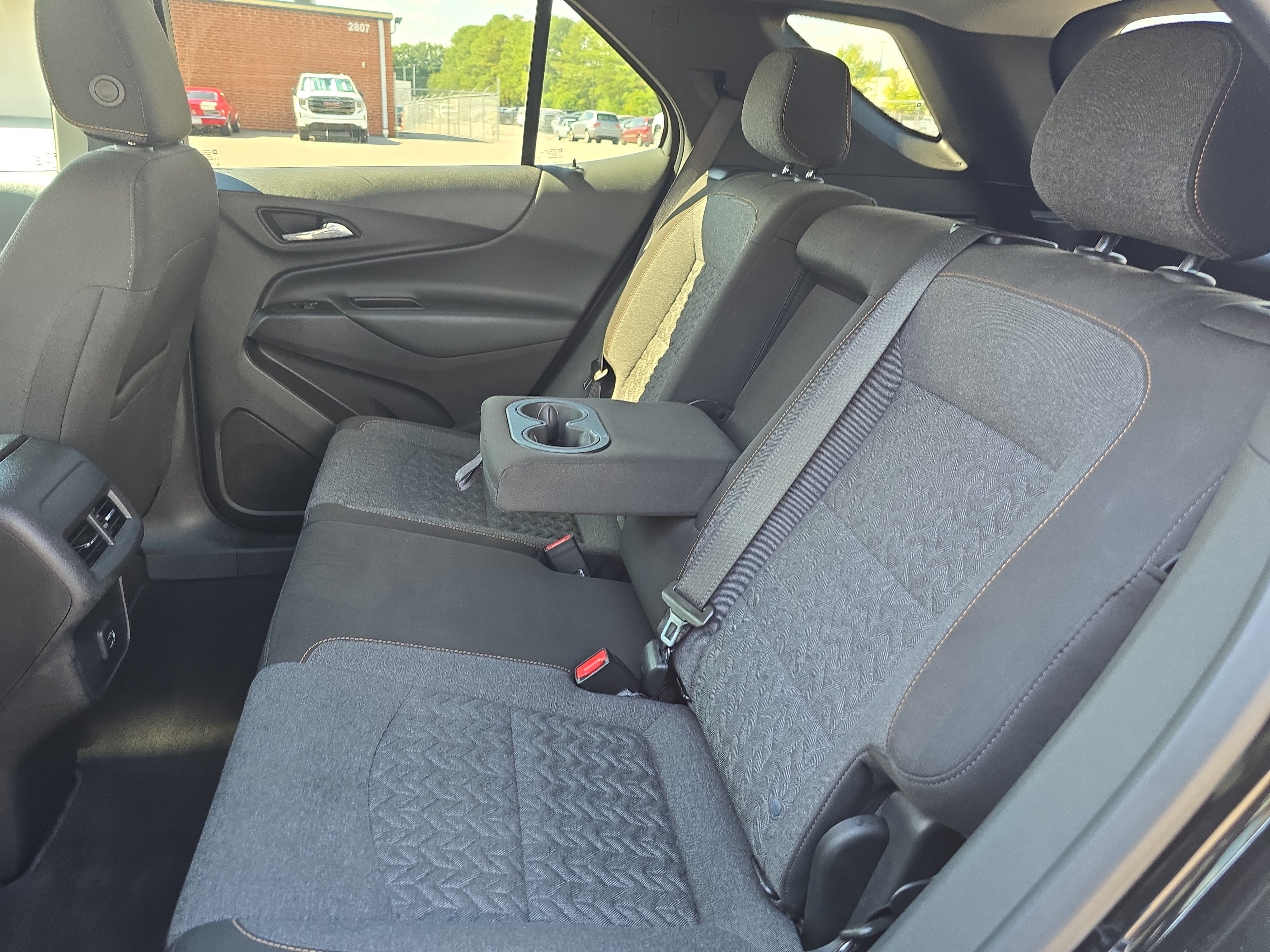 Used 2023 Chevrolet Equinox LT FWD image 15