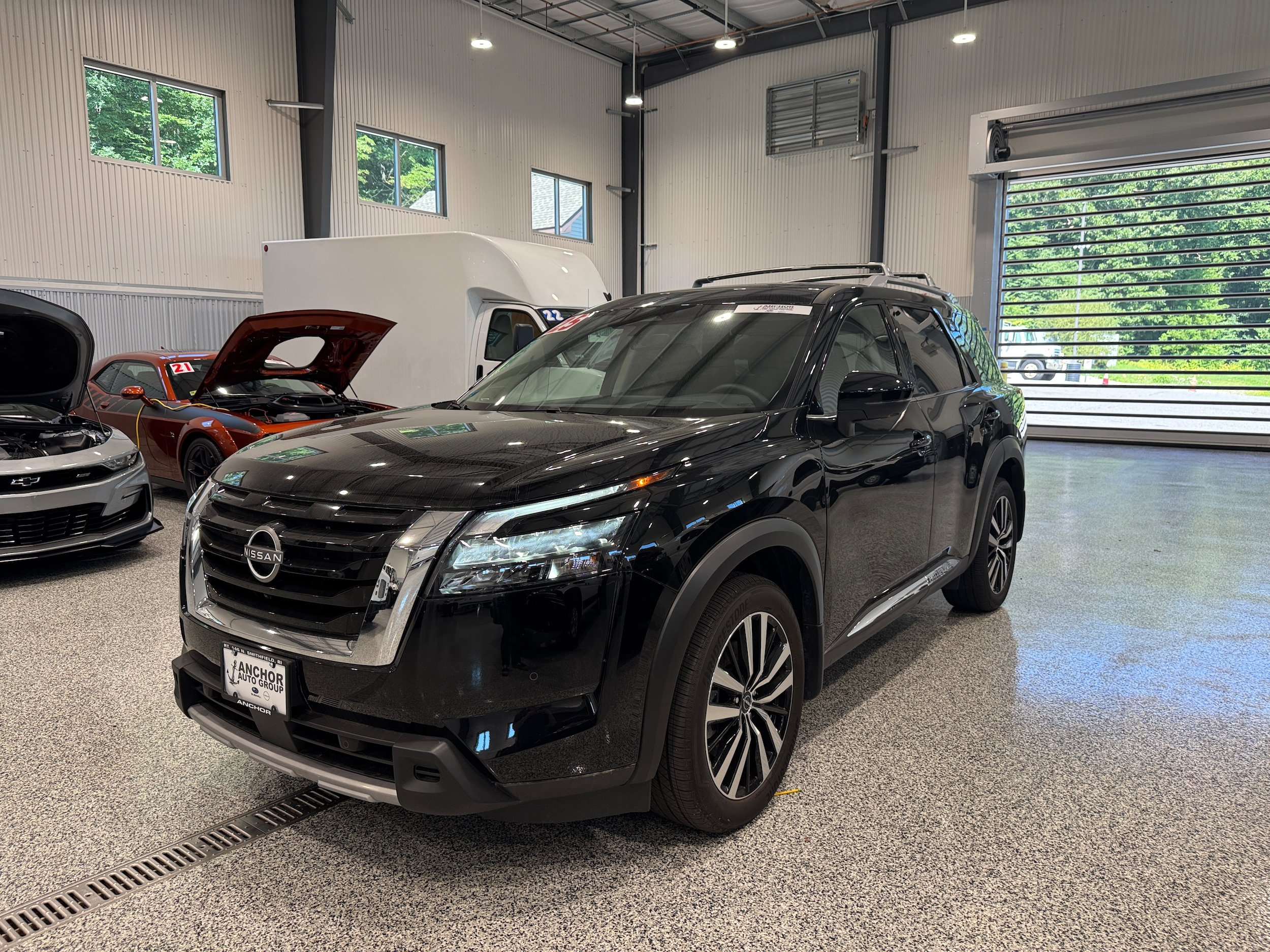 Used 2025 Nissan Pathfinder Platinum