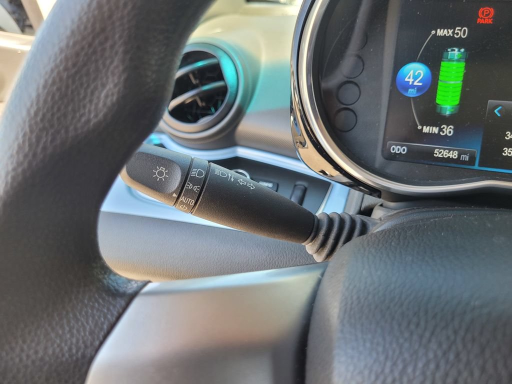 Used 2016 Chevrolet Spark LT FWD image 27