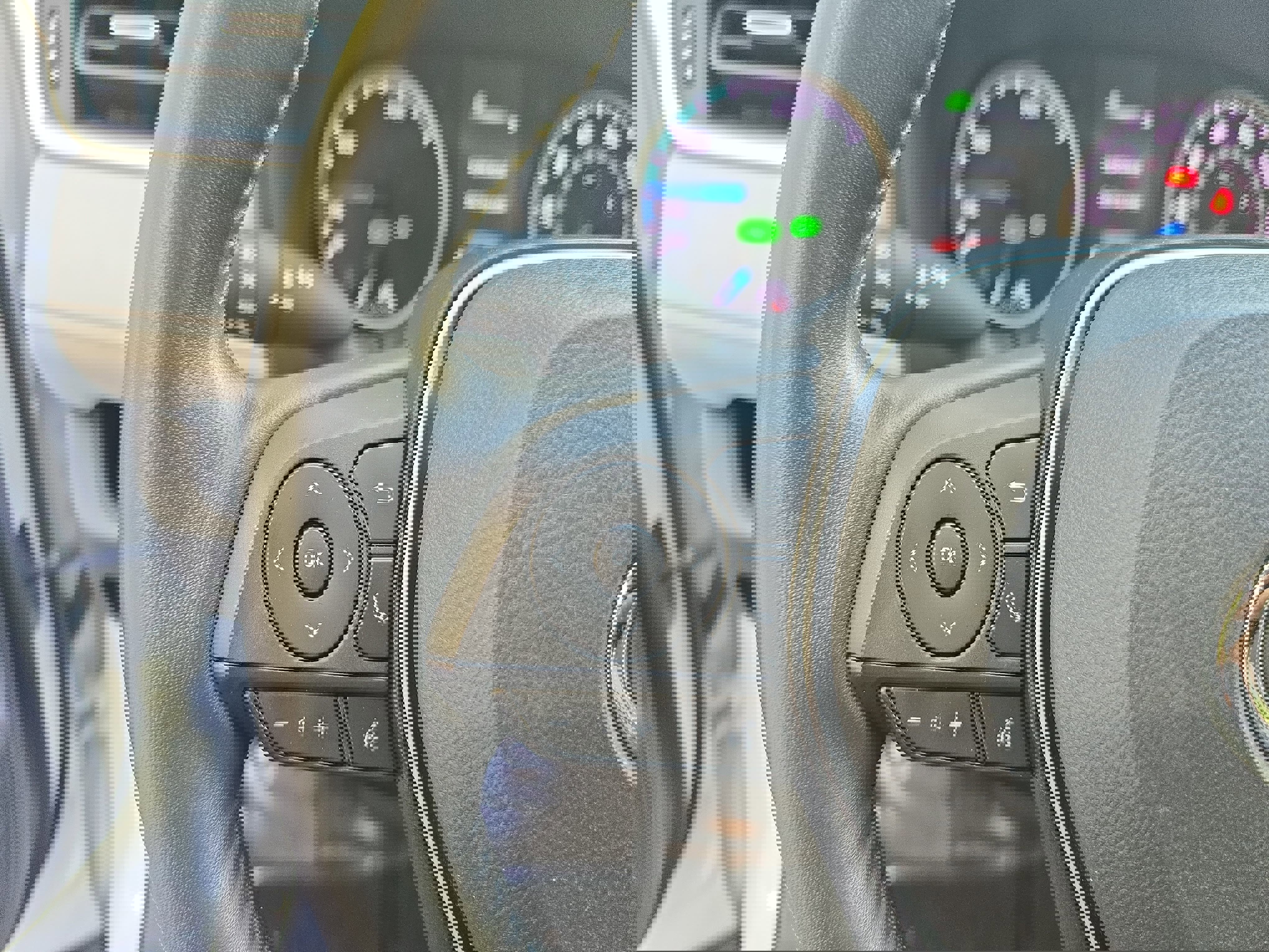 Used 2022 Toyota RAV4 XLE Premium image 19