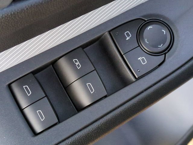 New 2027 Chevrolet Bolt LT w/ Comfort Package FWD image 23