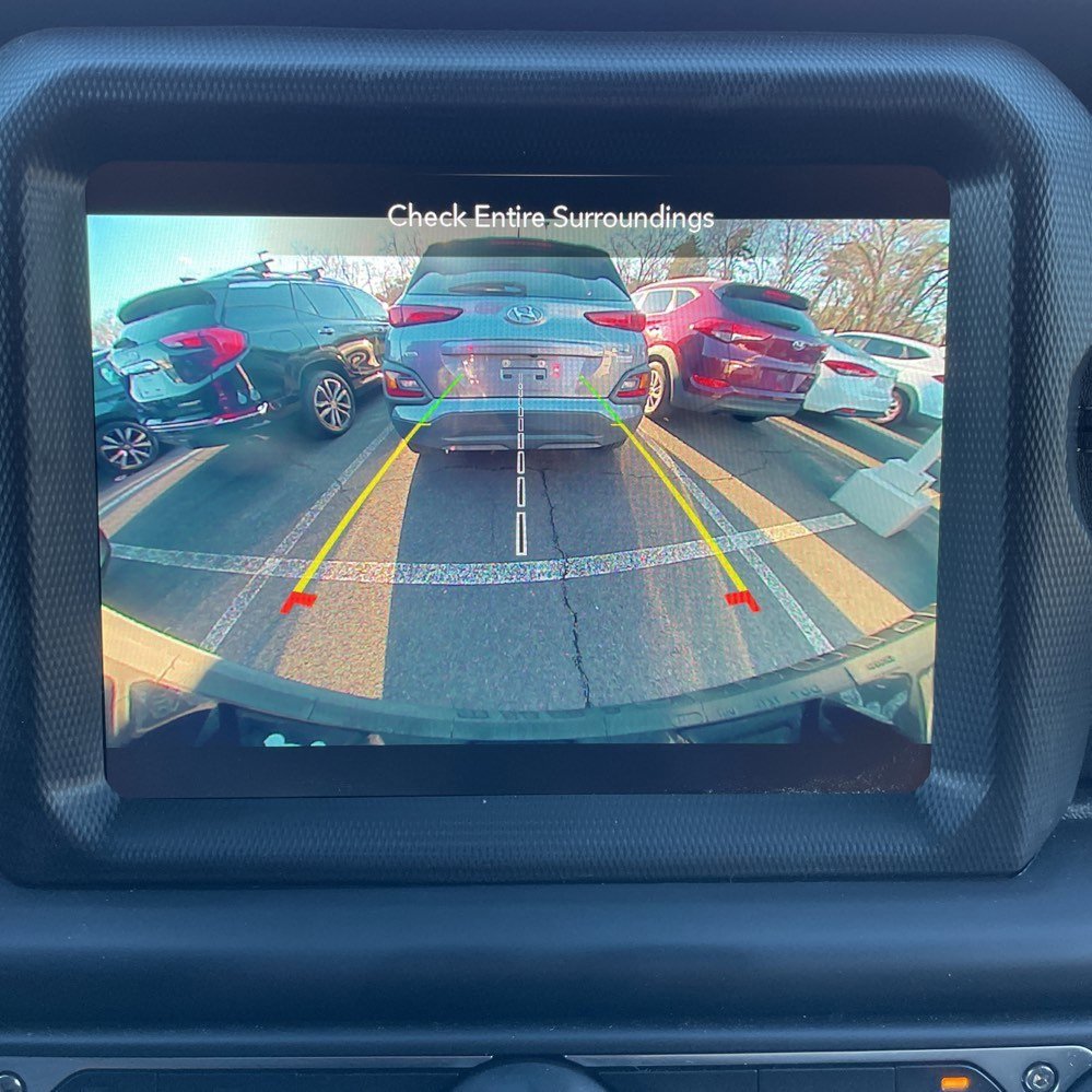 Used 2021 Jeep Wrangler Unlimited Sahara w/ Cold Weather Group image 18