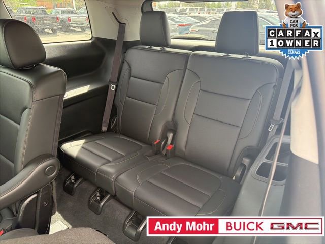 Used 2023 GMC Acadia SLT w/ Elevation Edition image 24