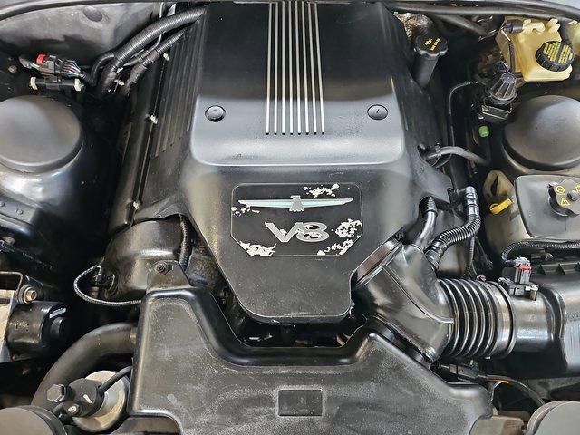 Used 2003 Ford Thunderbird image 20