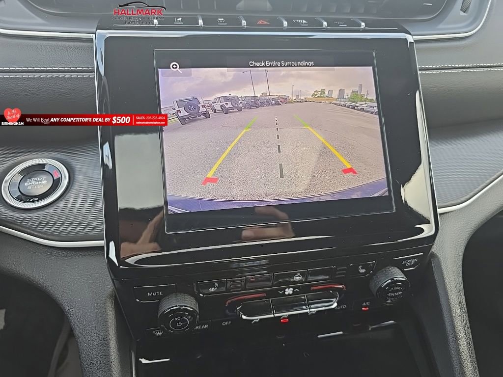 Used 2025 Jeep Grand Cherokee Laredo X w/ Luxury Tech Group I image 24