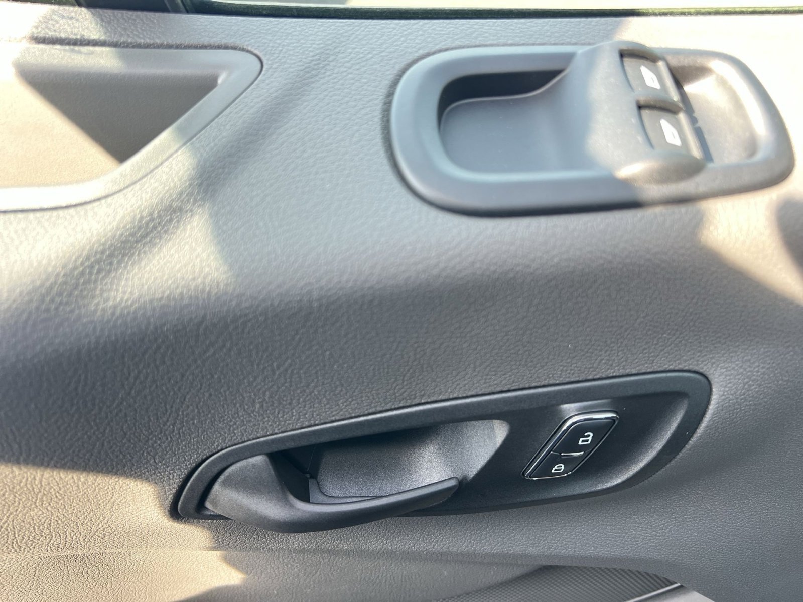 New 2025 Ford Transit 150 Low Roof image 23