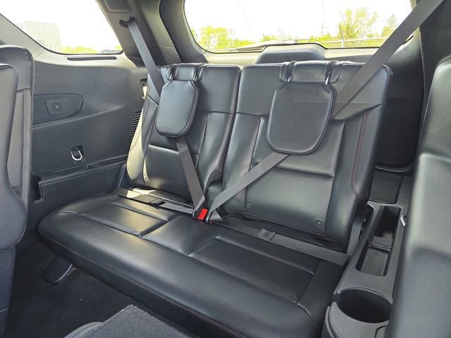 Certified 2025 Ford Explorer ST-Line AWD/4WD image 27