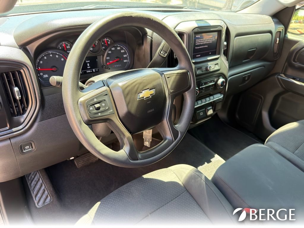 Used 2020 Chevrolet Silverado 1500 Custom w/ Custom Value Package RWD image 14